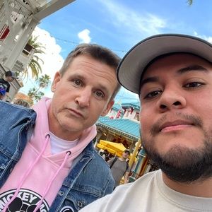 Meet your Posher, Josue